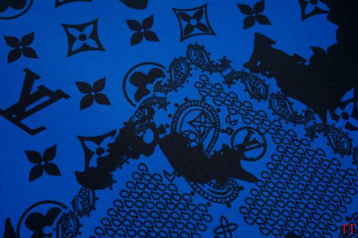 Picture of Louis Vuitton T Shirts Short _SKULVM-3XL20tx368562